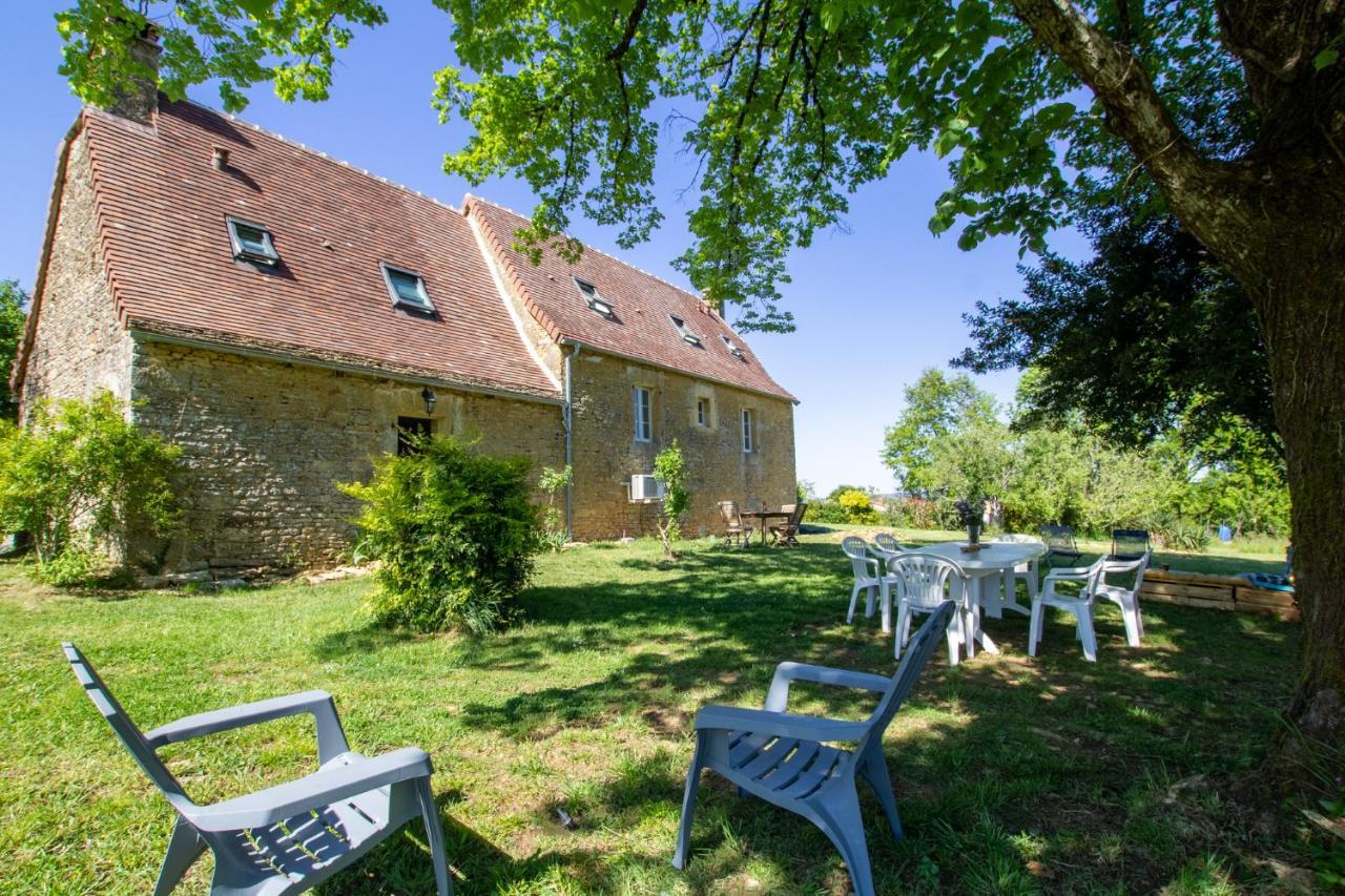 Chez Renou Et Prosperou Maison Typique Du Sarladait Saint-Genies Exterior photo